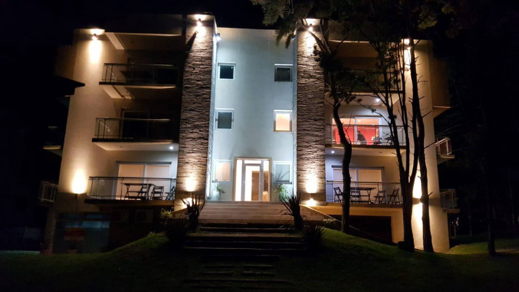 Complejo de departamentos en Mar de las Pampas