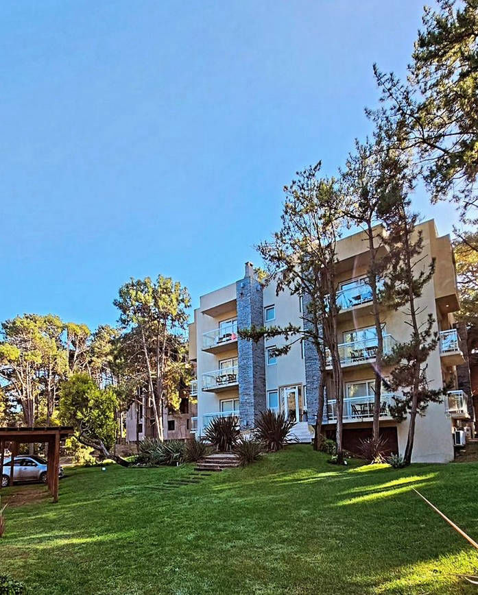 Complejo de departamentos en Mar de las Pampas